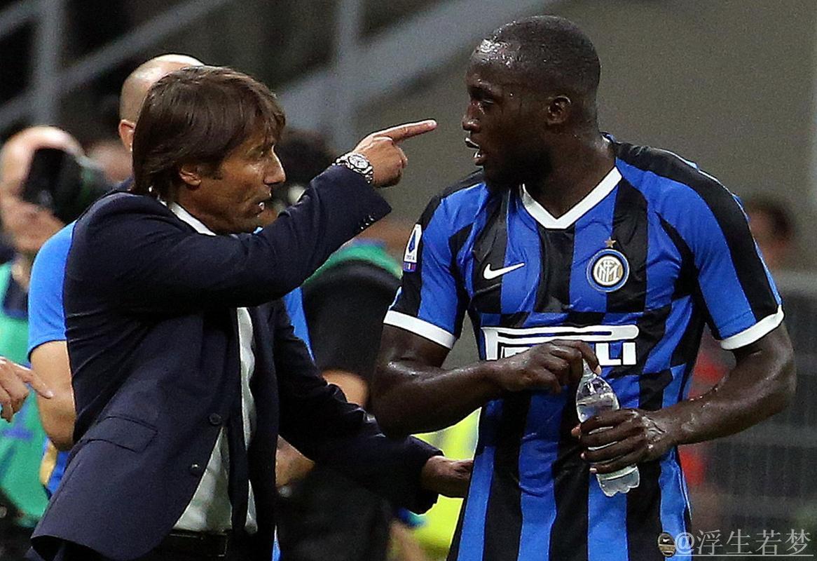 卢卡库与孔蒂深情相拥,重温两次联手夺冠时光 卢卡库与孔蒂深情相拥,重温两次联手夺冠时光