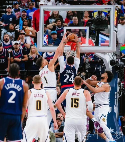 哈登28+6+8 快船击败掘金总分扳平3-3迎抢七大战 哈登28+6+8 快船击败掘金总分扳平3-3迎抢七大战